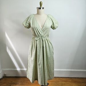 Madewell Size XS Green Plaid Short Puff Sleeve Dress Tie Waist Midi V Neck